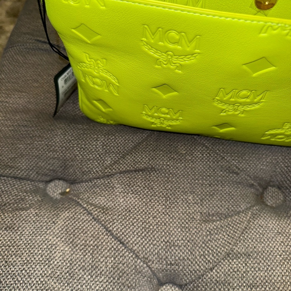 Brand new mcm crossbody/clutch/pouch - Picture 8 of 10
